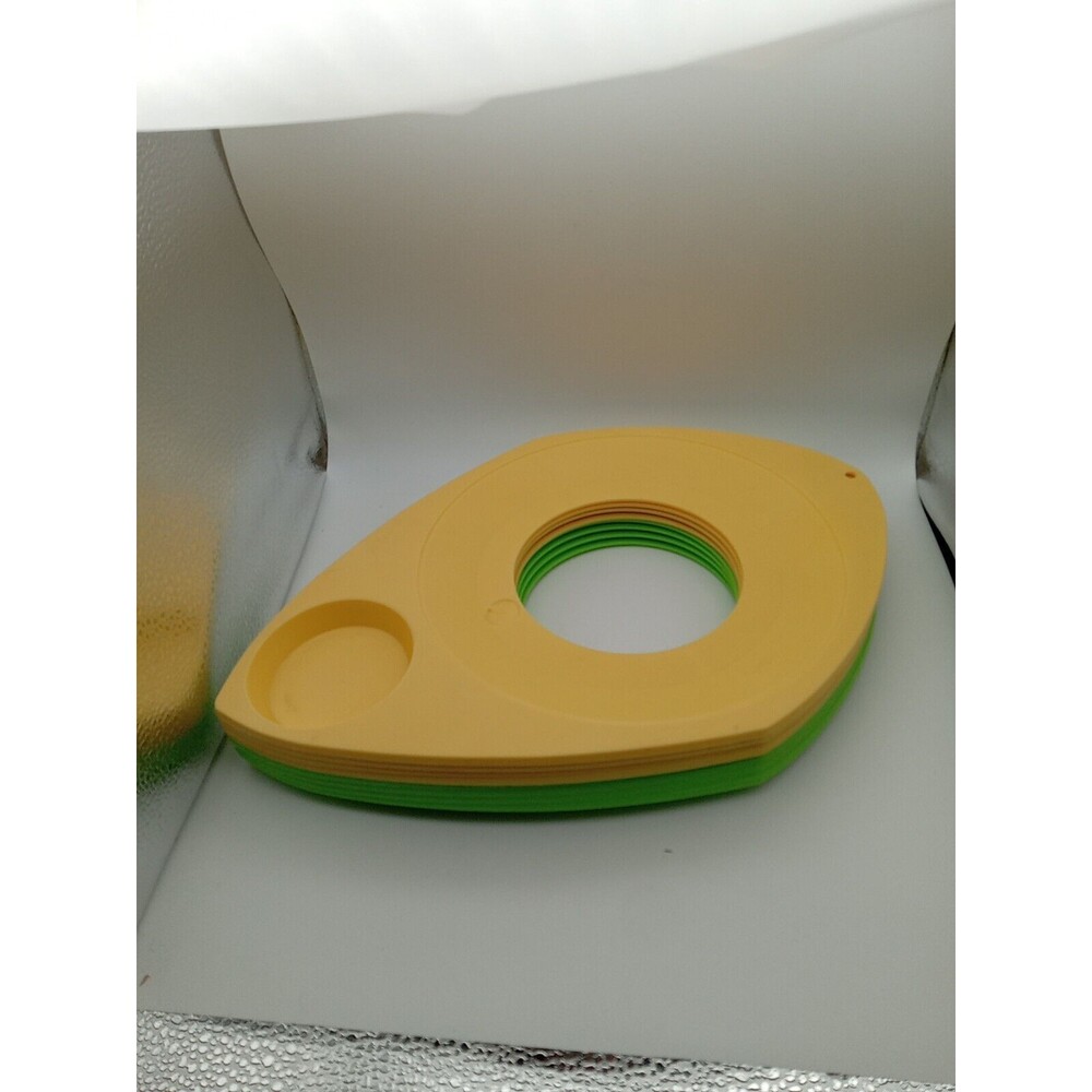 8 Vintage Paper Plate and Cup Holder Plastic Better Maid Yellow and Green MCM
